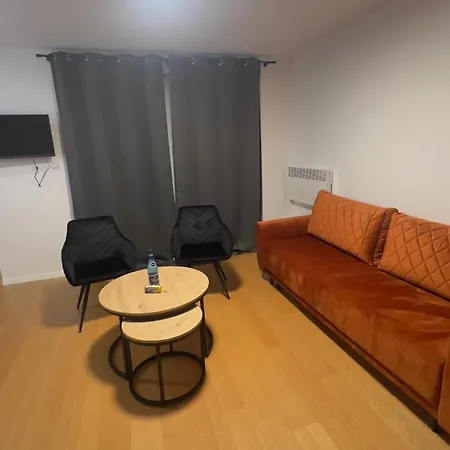 Апартаменты Dabrowka Cieplice Zdroj 1,15 Еленя-Гура