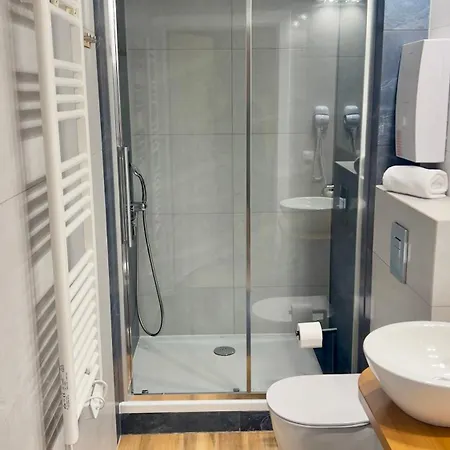 Dabrowka Cieplice Zdroj 1,15 *