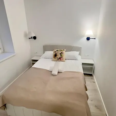 Dabrowka Cieplice Zdroj 1,15