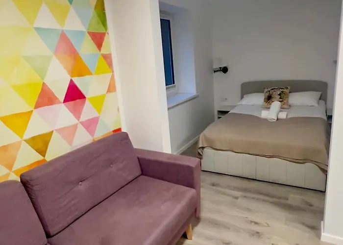 Dabrowka Cieplice Zdroj 1,15 * Jelenia Góra